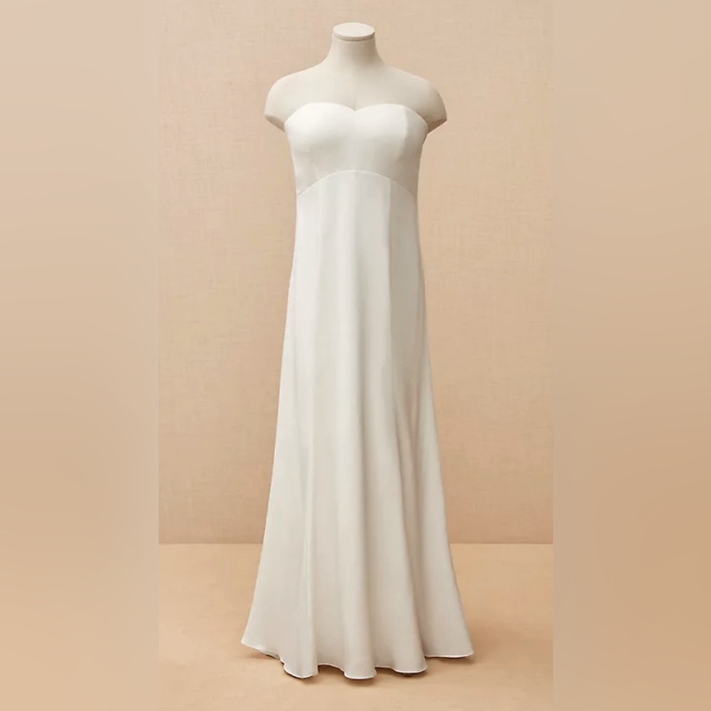 NWT Torrid Ivory Strapless Wedding dress size 20